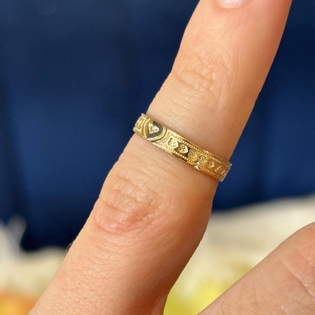 14k Carved Heart Design Open Band Adjustable Toe Ring