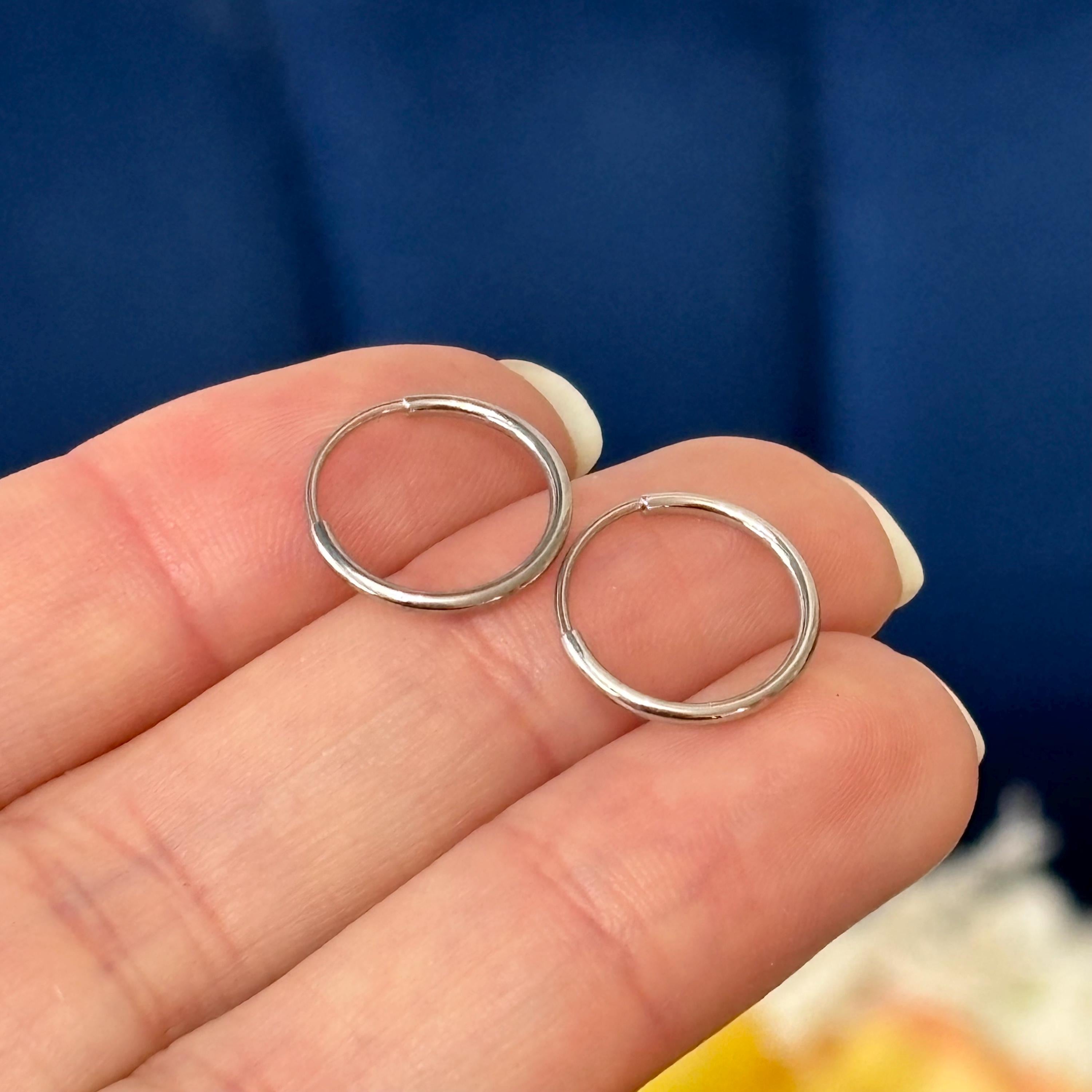 14k White Gold Endless Tube Traditional Hoop Earrings