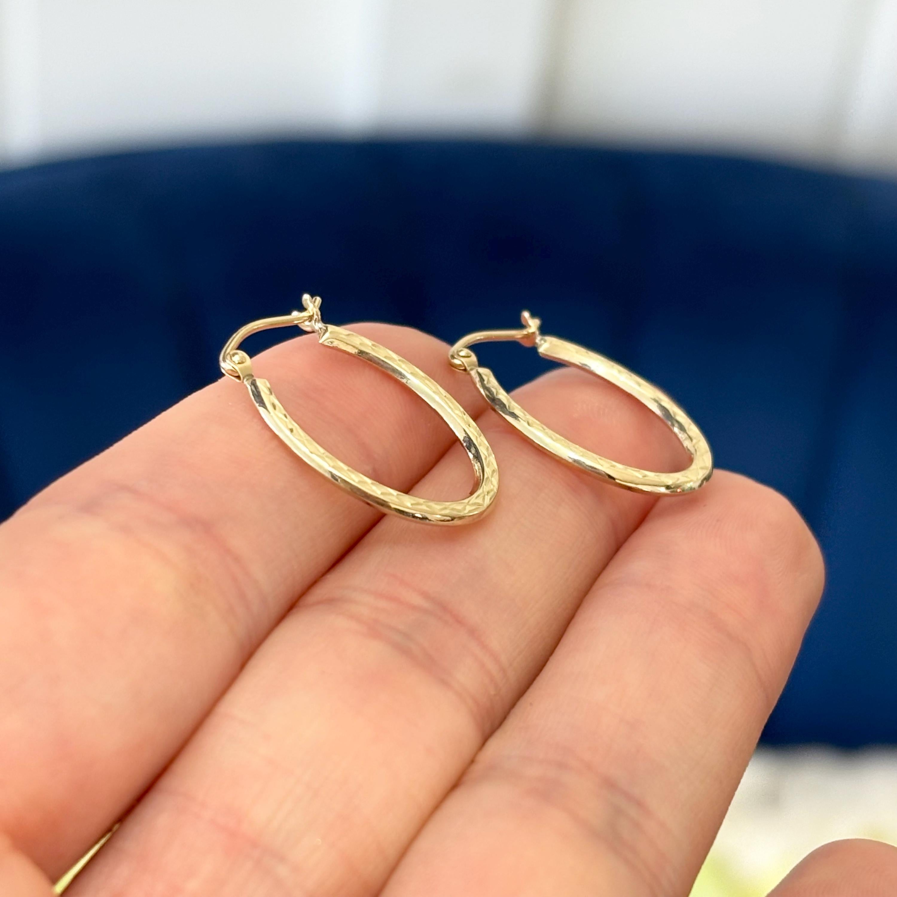 10k Gold textured Diamond-cut Oval Hoop Earrings