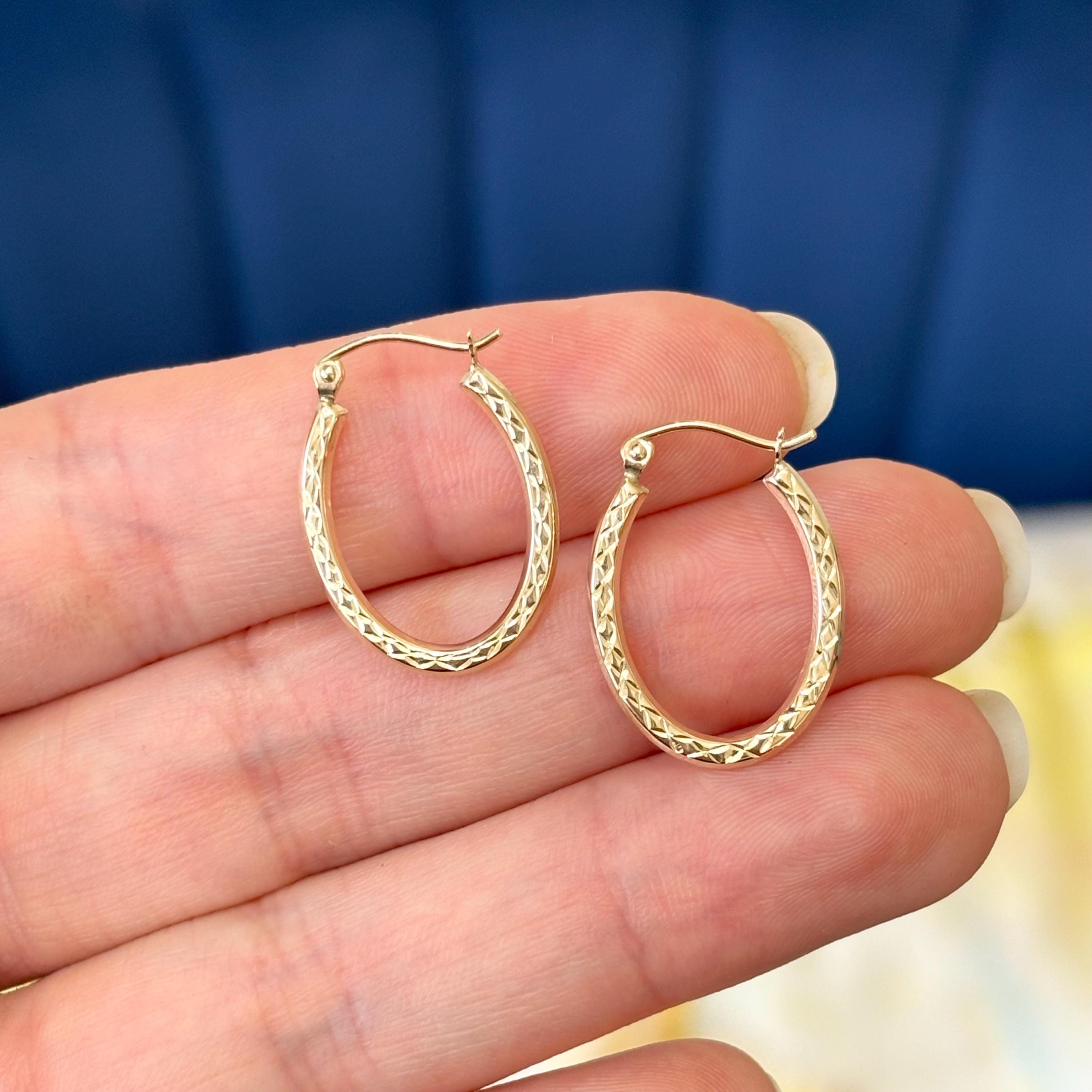 10k Gold textured Diamond-cut Oval Hoop Earrings