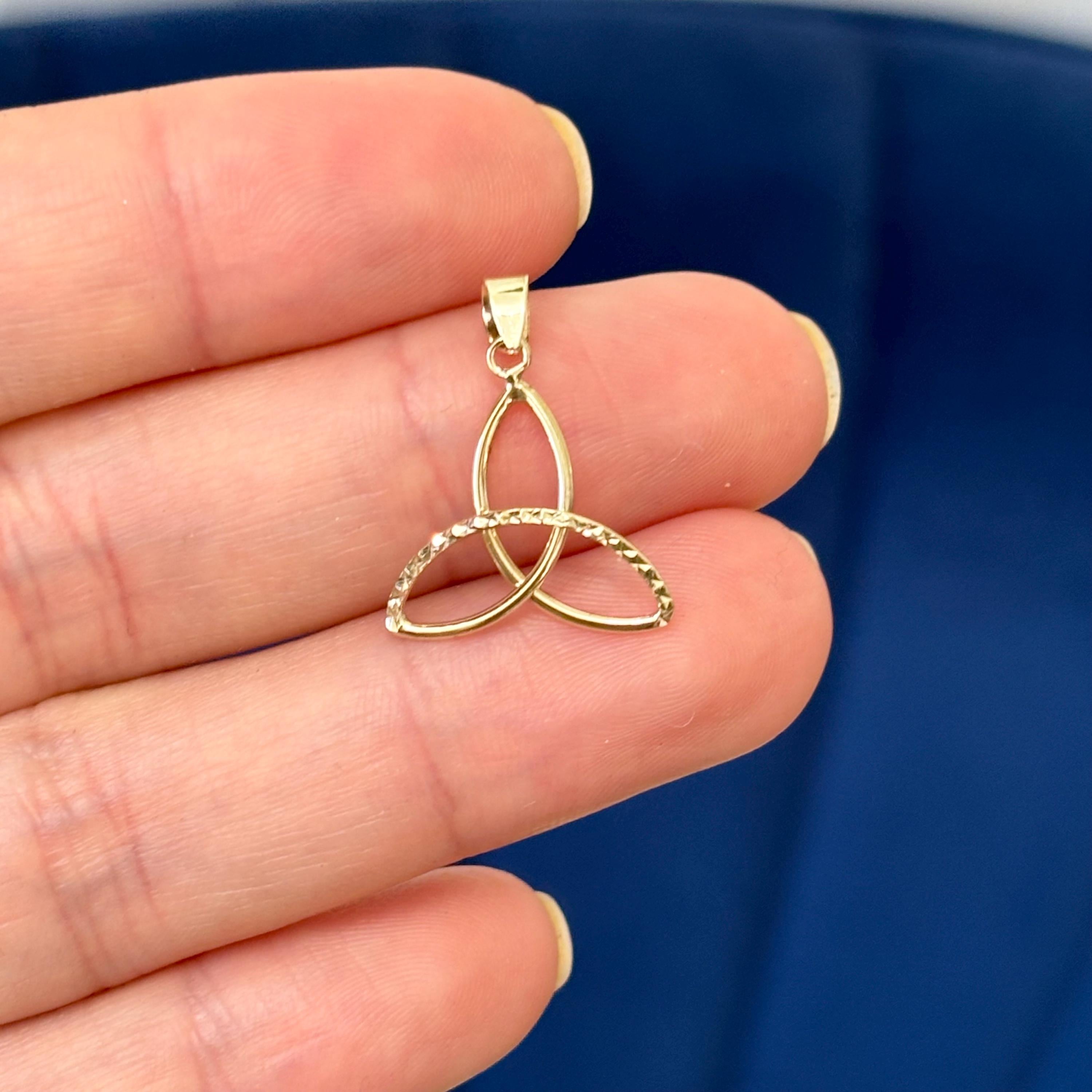 14k Yellow Gold Tiny Irish Celtic Trinity Knot Diamond-cut Detailed Charm Pendant