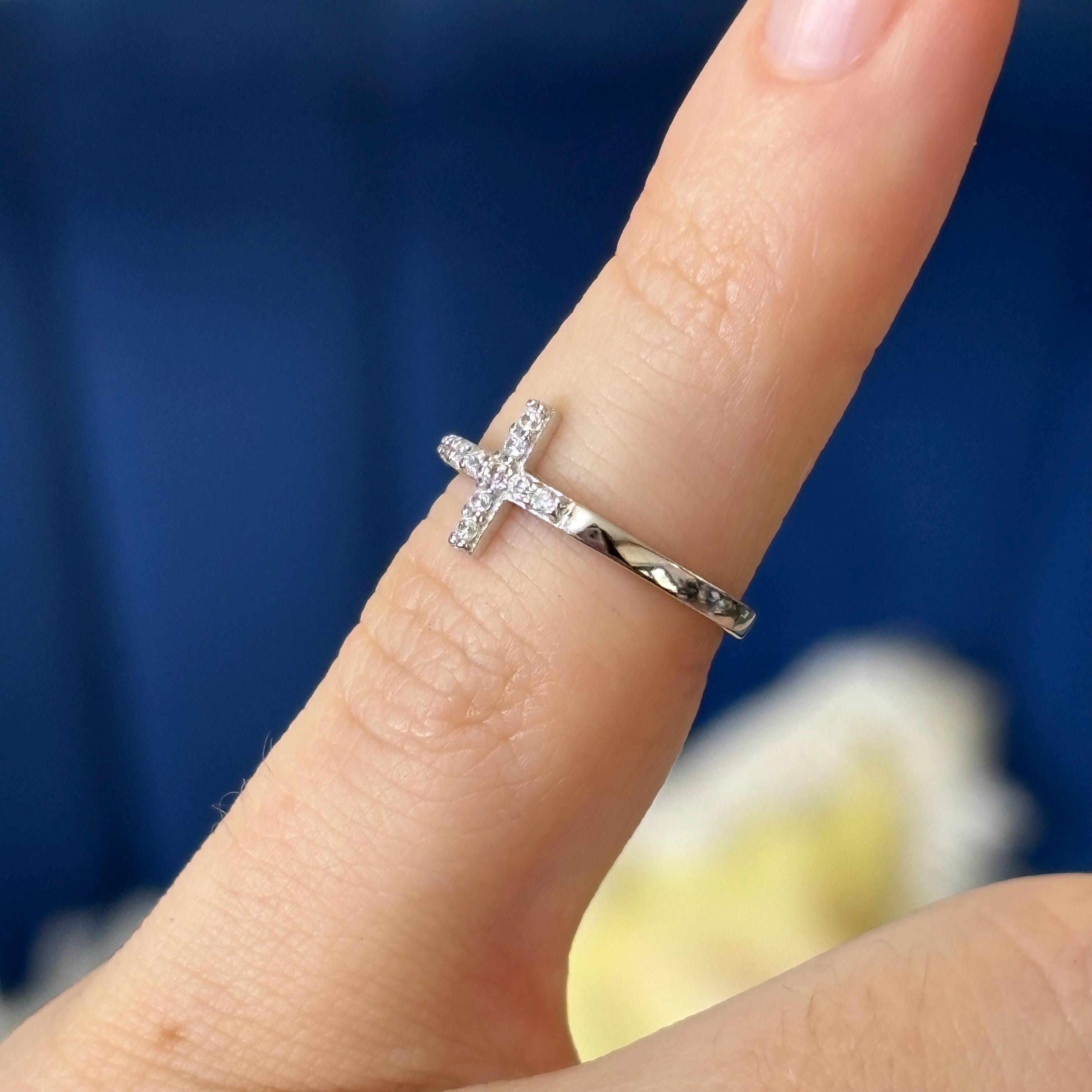 Sterling Silver Cubic Zirconia (CZ) Cross Toe Ring