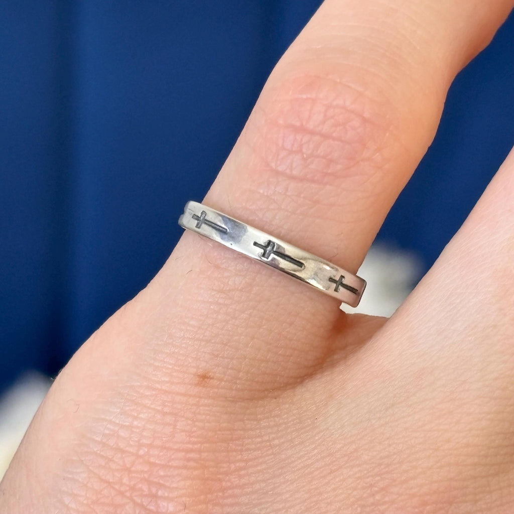 Sterling Silver Antiqued Cross Toe Ring