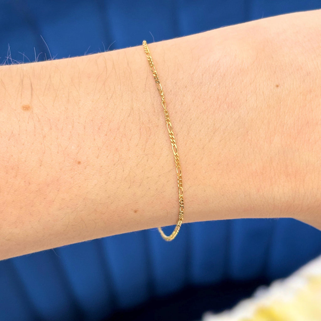 10k Yellow Gold Flat Figaro Chain Bracelet