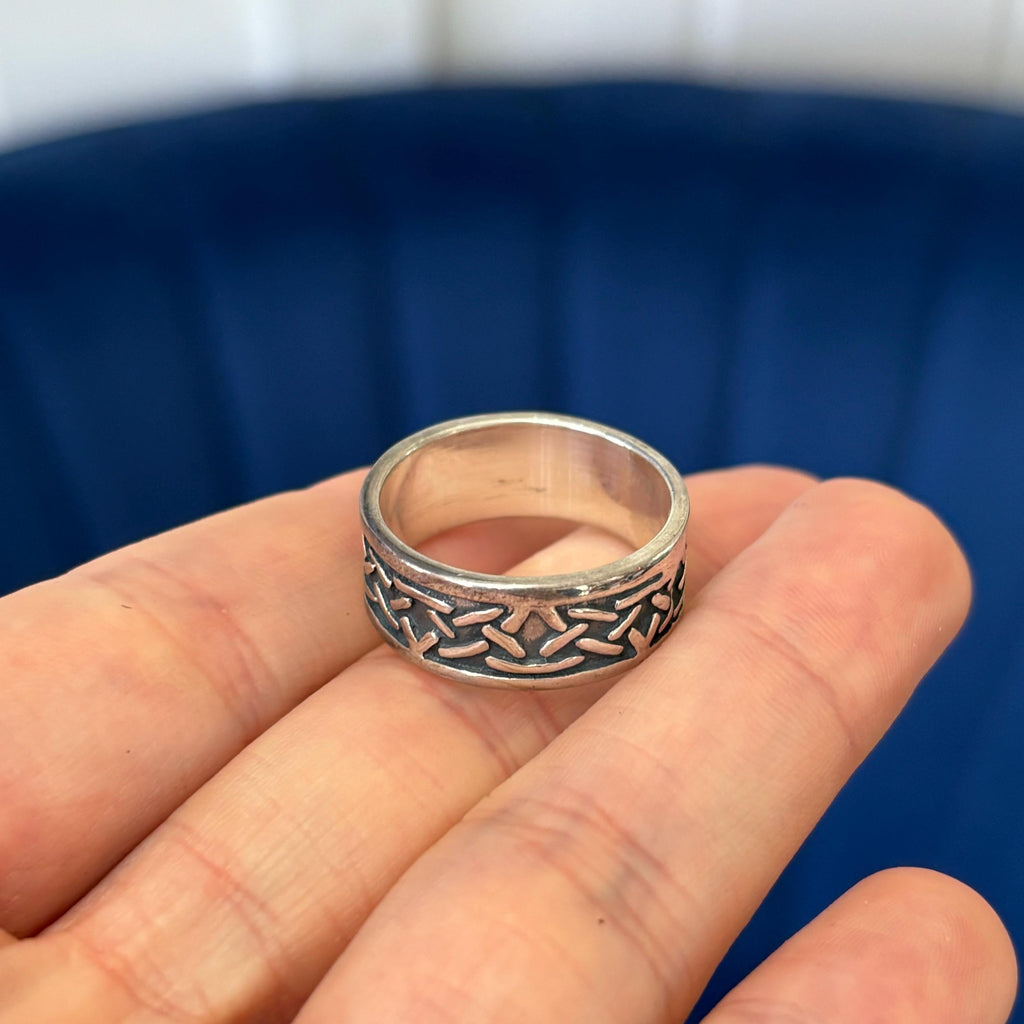 Sterling Silver Antiqued Design Ring