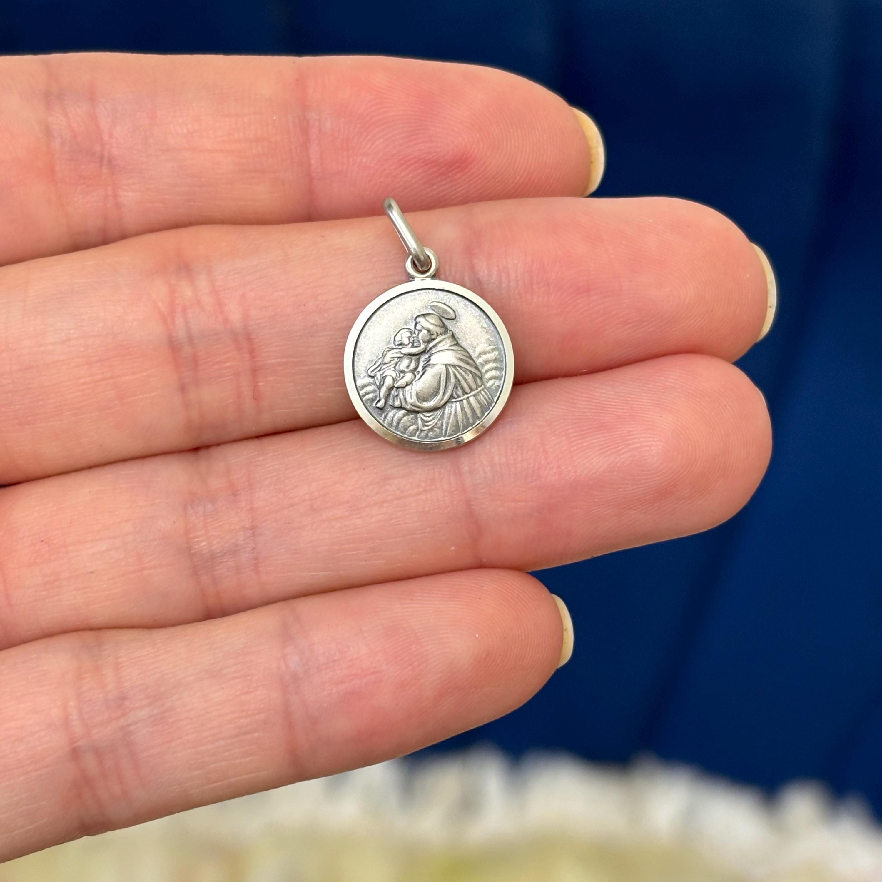 Sterling Silver Antiqued St Anthony Round Medal Pendant