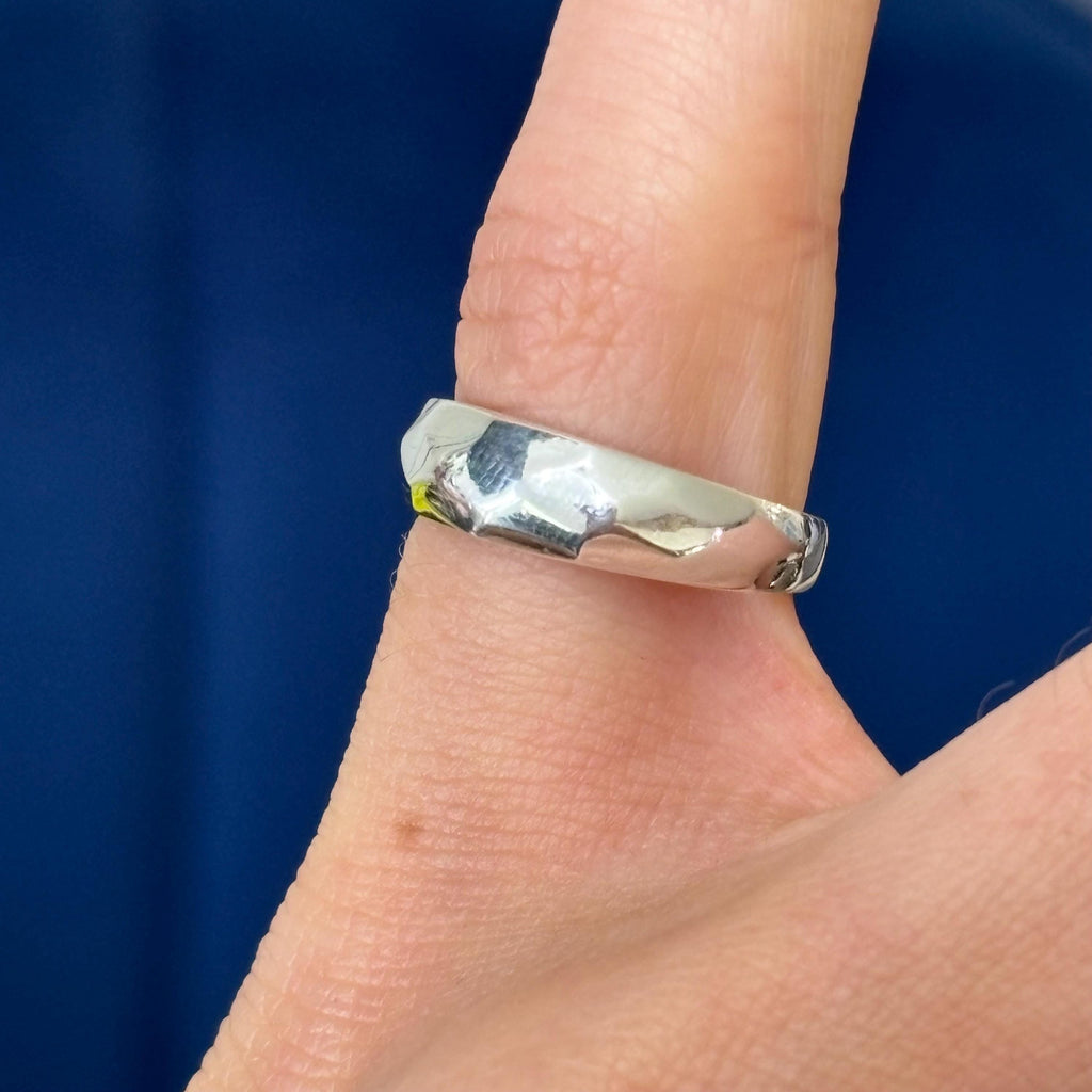 Sterling Silver Softened-faceted Domed Open Band Toe Ring