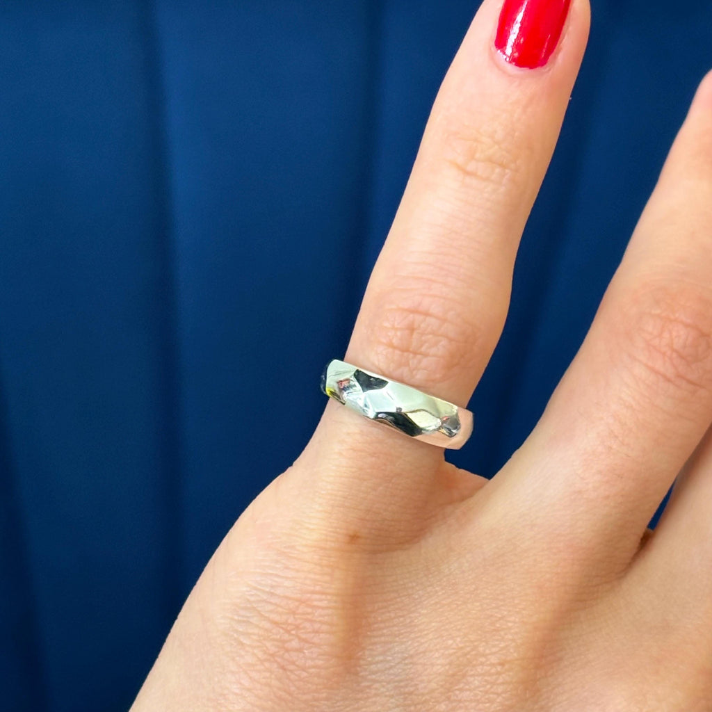 Sterling Silver Softened-faceted Domed Open Band Toe Ring