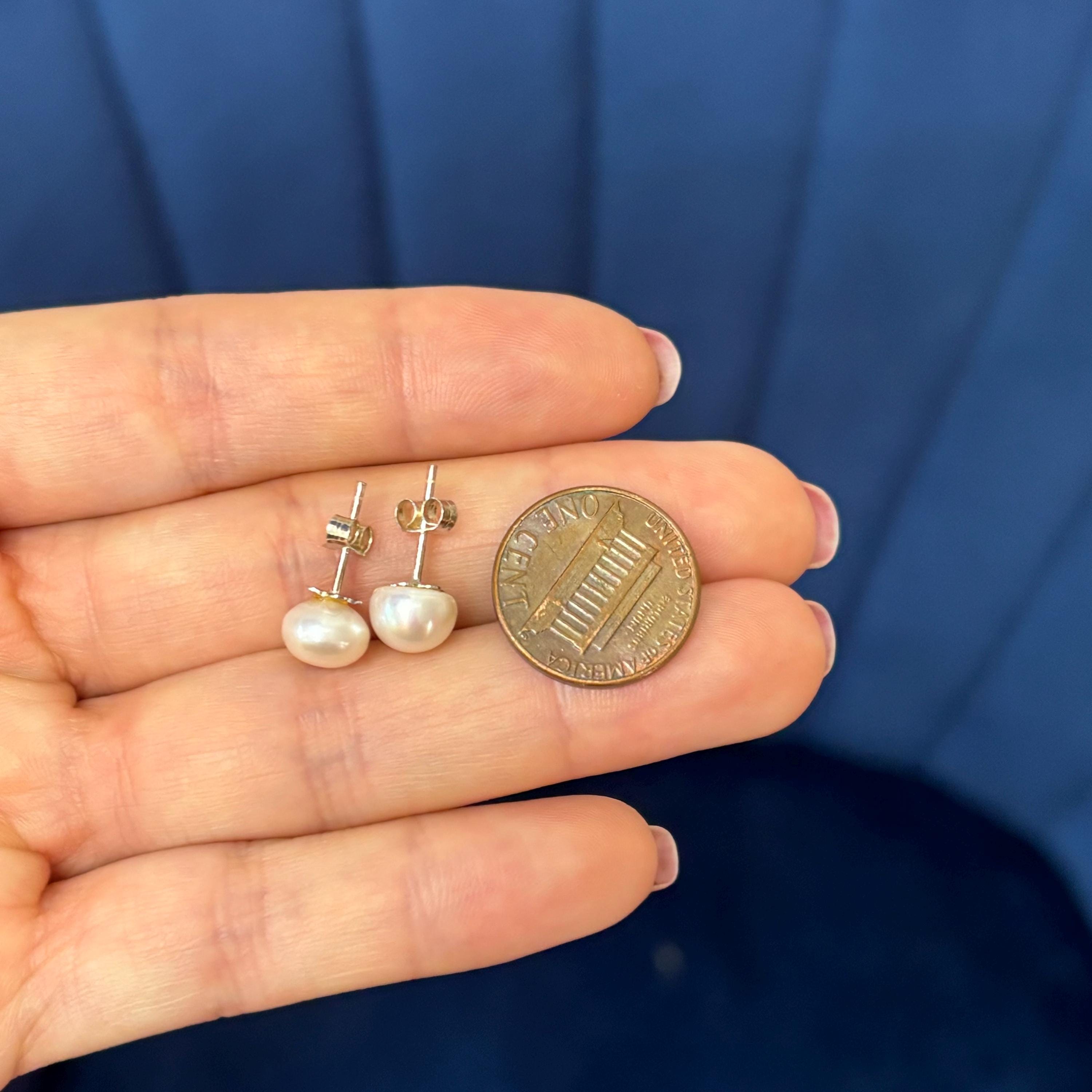 Sterling Silver 8-8.5mm White Freshwater Cultured Pearl Post Earrings