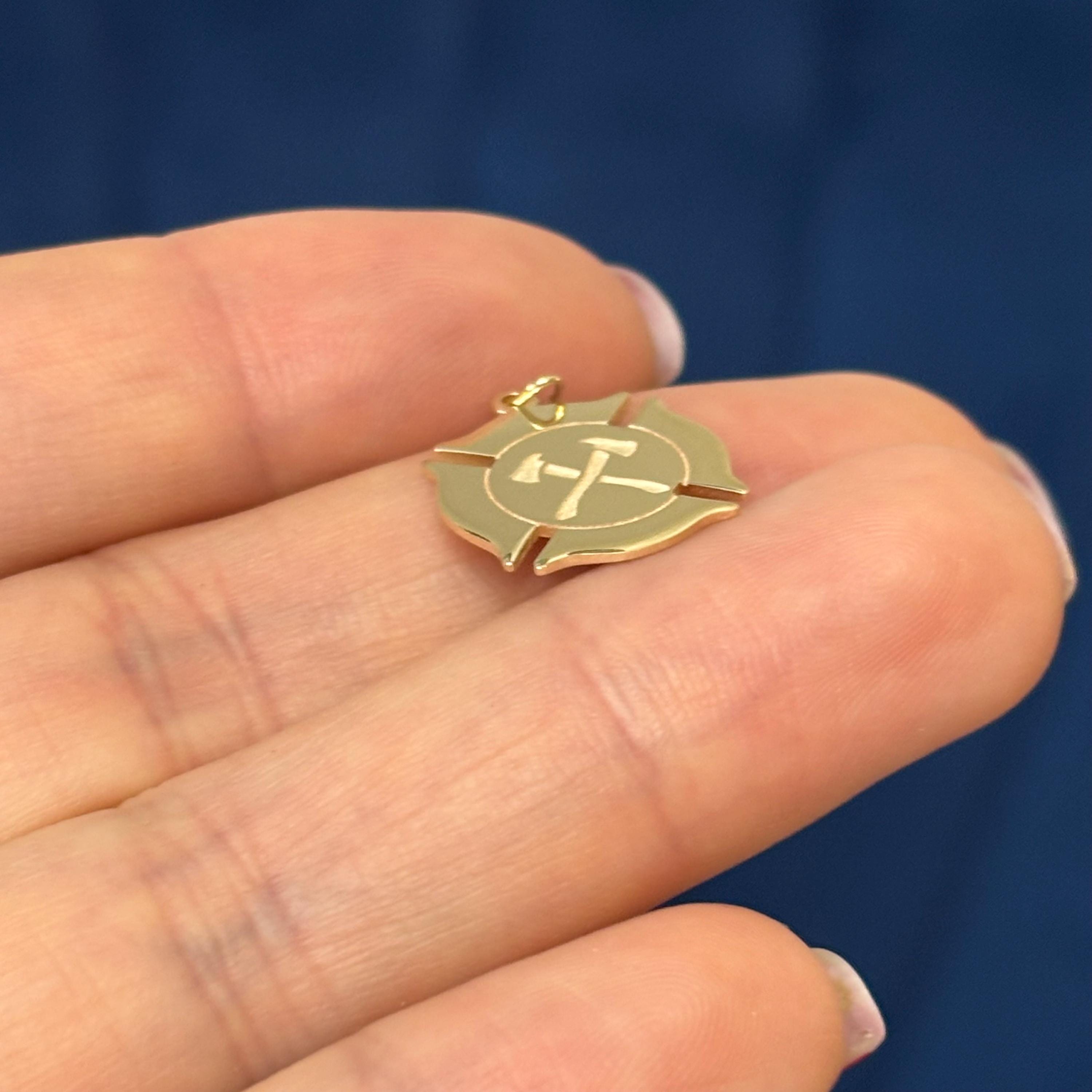 14k Yellow Gold Fireman Shield Engravable Pendant