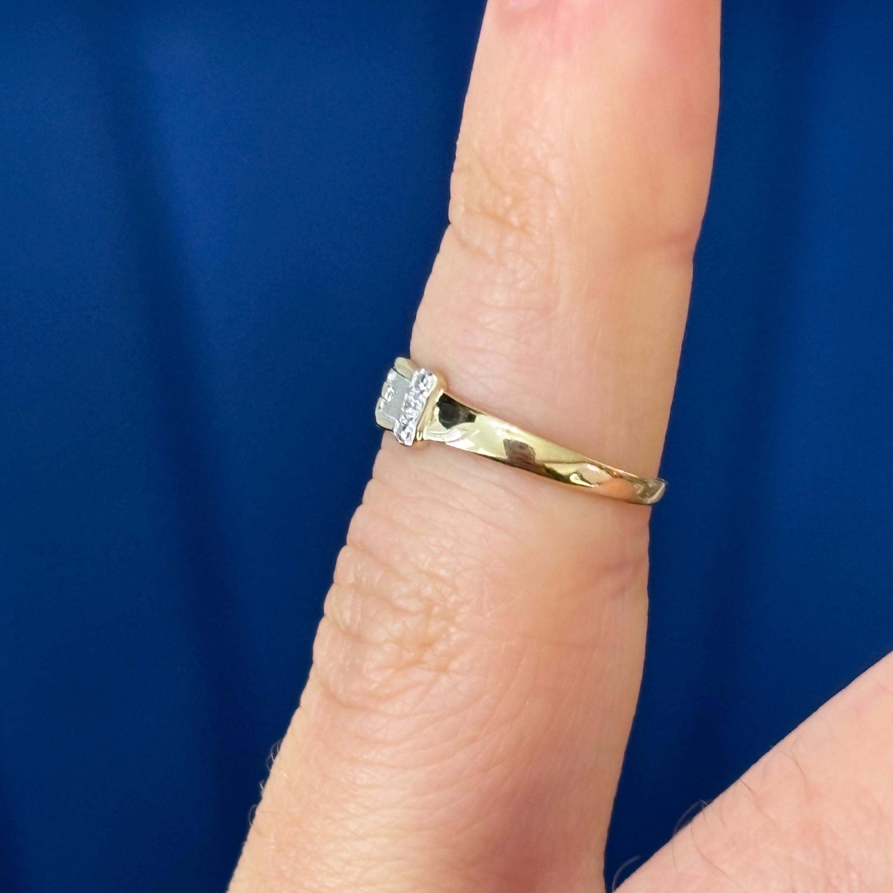 14k Gold and Diamond Buckle Open Band Toe Ring