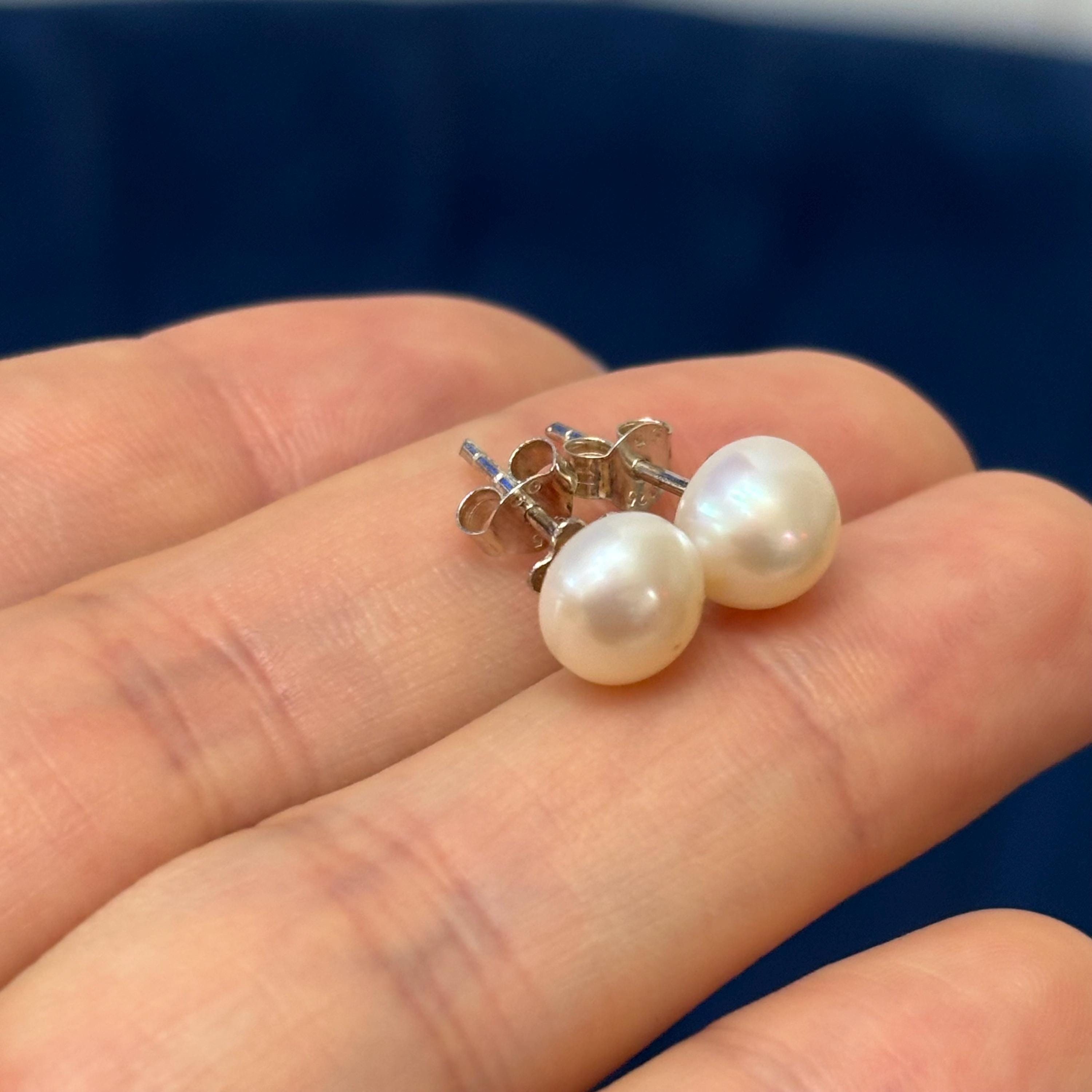 Sterling Silver 8-8.5mm White Freshwater Cultured Pearl Post Earrings