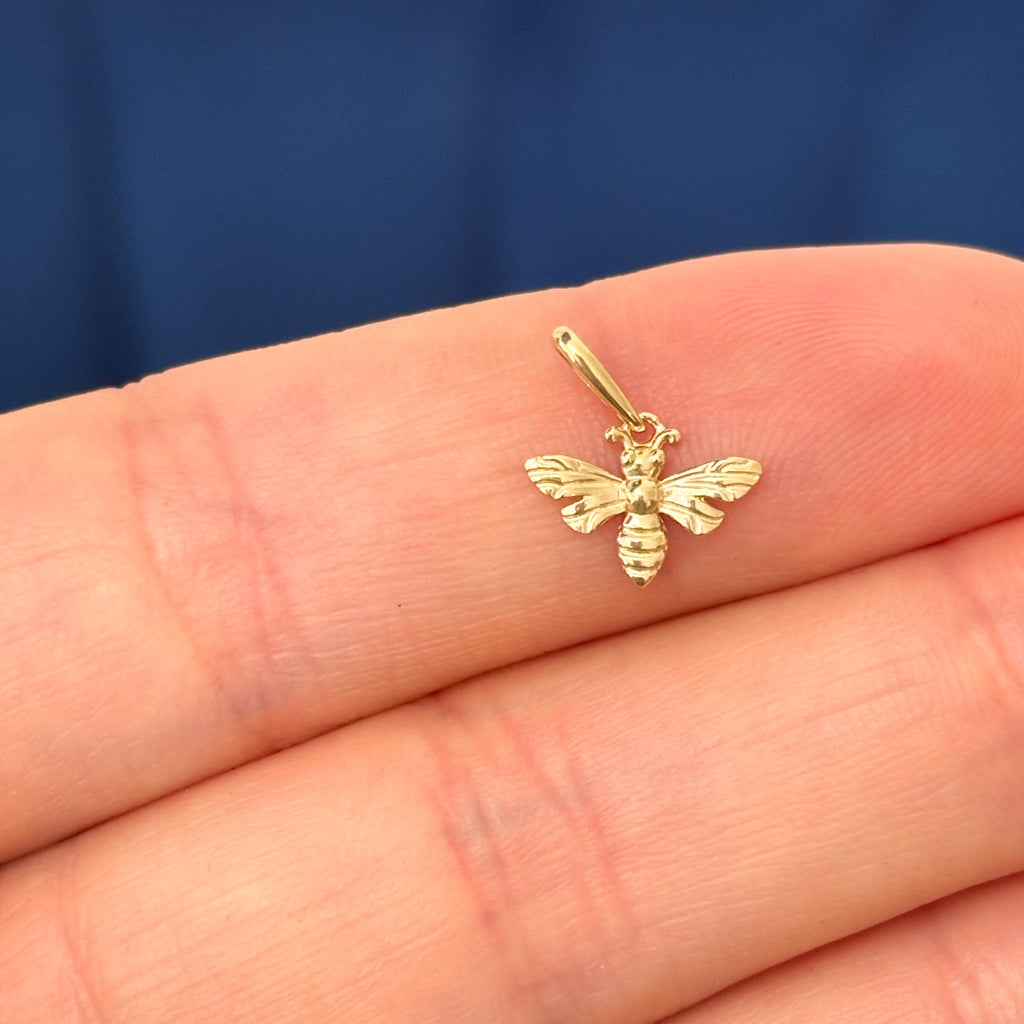 14K Yellow Gold Honey Bee Bug Detailed Charm Pendant