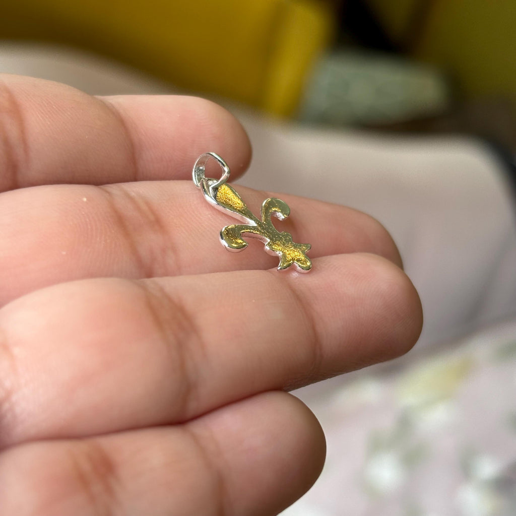 Sterling Silver Fleur De Lis Pendant