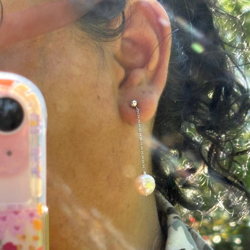 14k White Gold Pink Cultured Pearl Chain Dangle Earrings