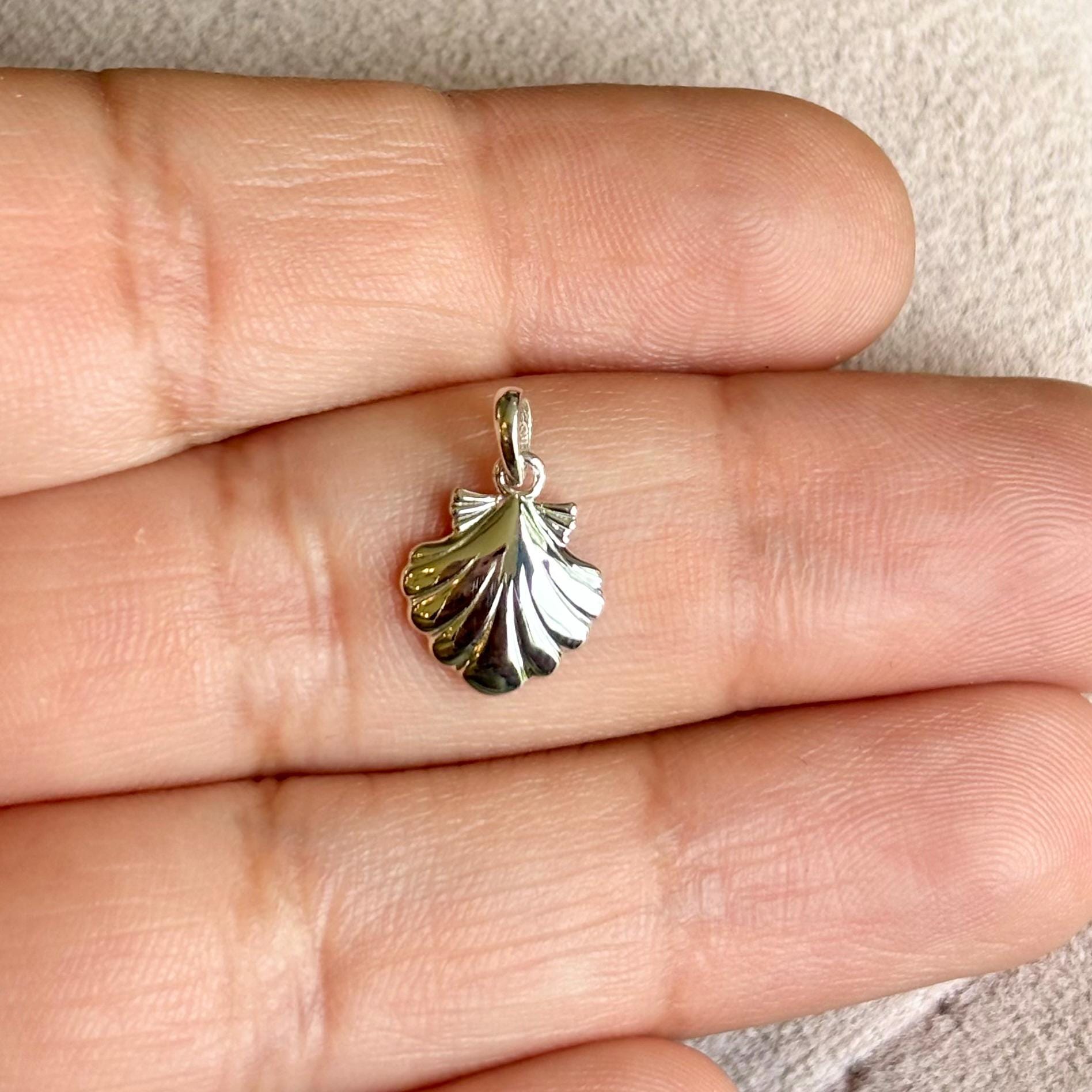 Sterling Silver Shell Charm Pendant