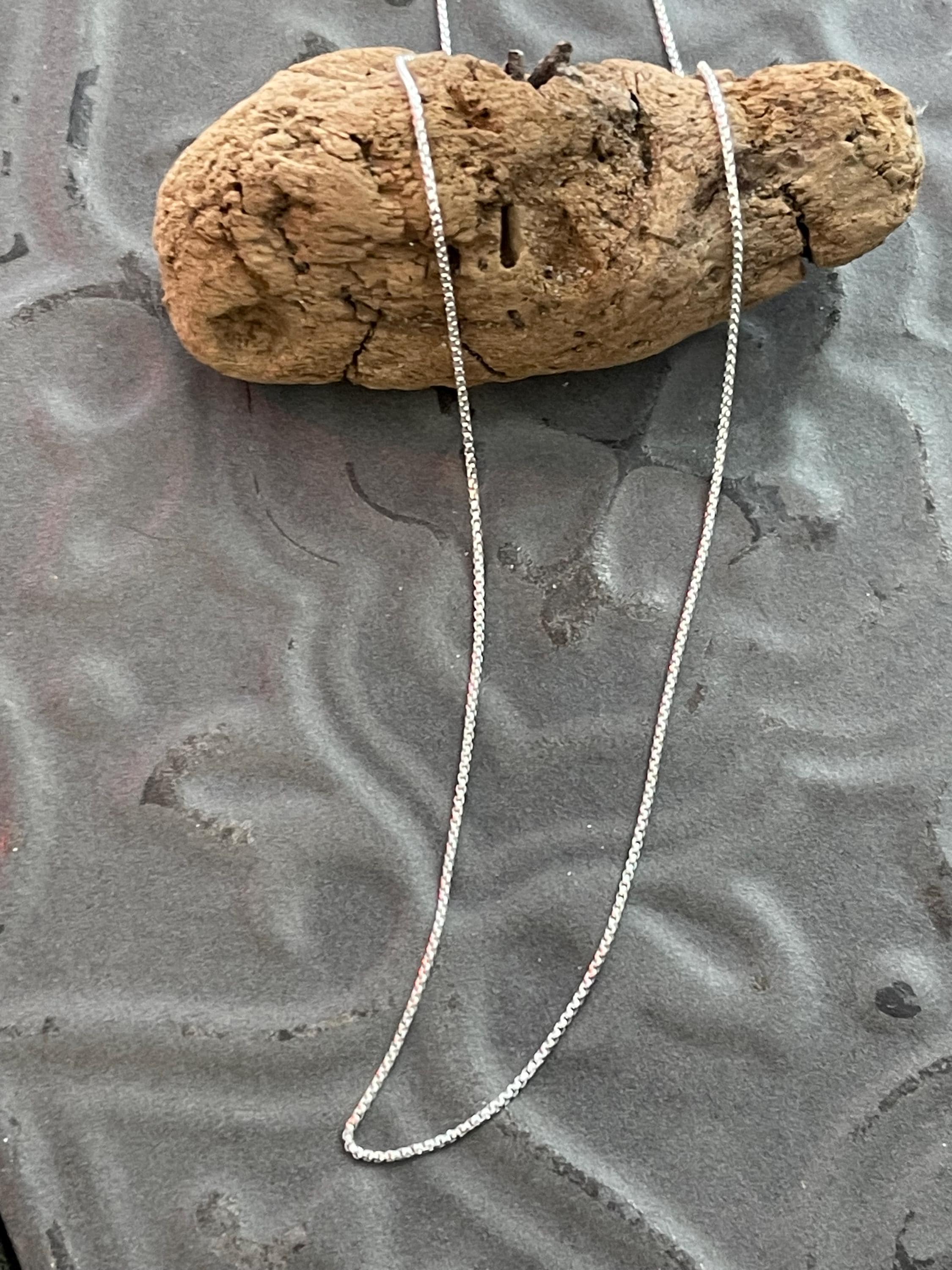 Sterling Silver Adjustable Rounded Box Chain Necklace