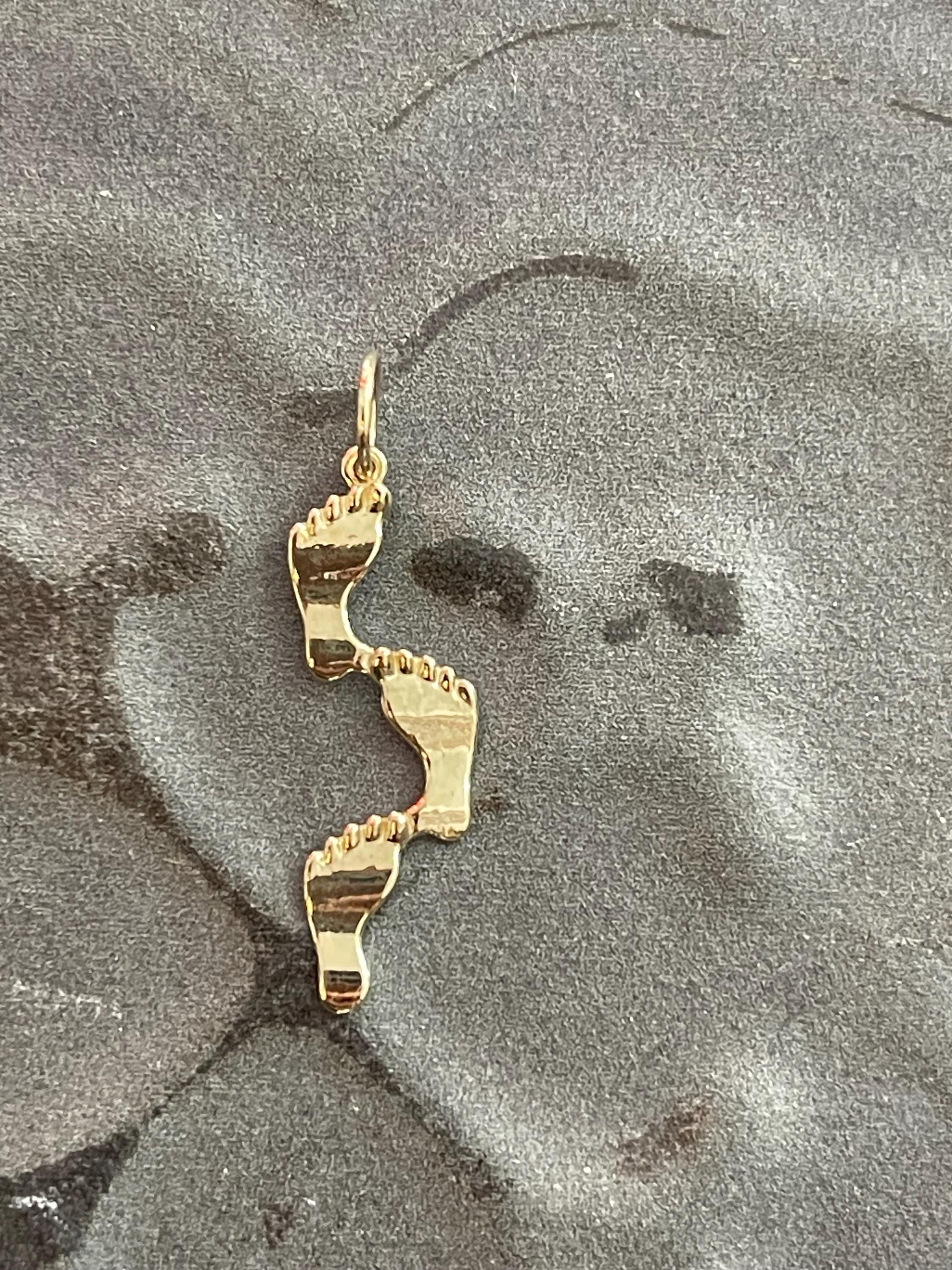 14K Yellow Gold Footprints Pendant