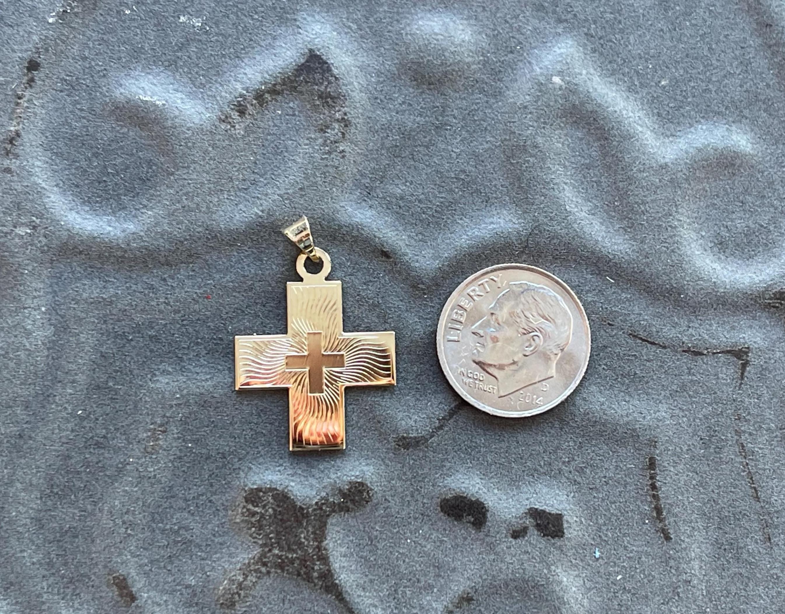 14K Yellow Gold Greek Cross Pendant 20.5 x 18 mm