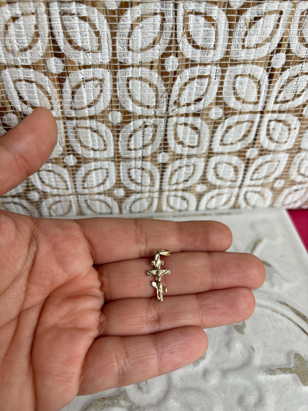 14k Gold Simple Detailed Cross Charm Pendant