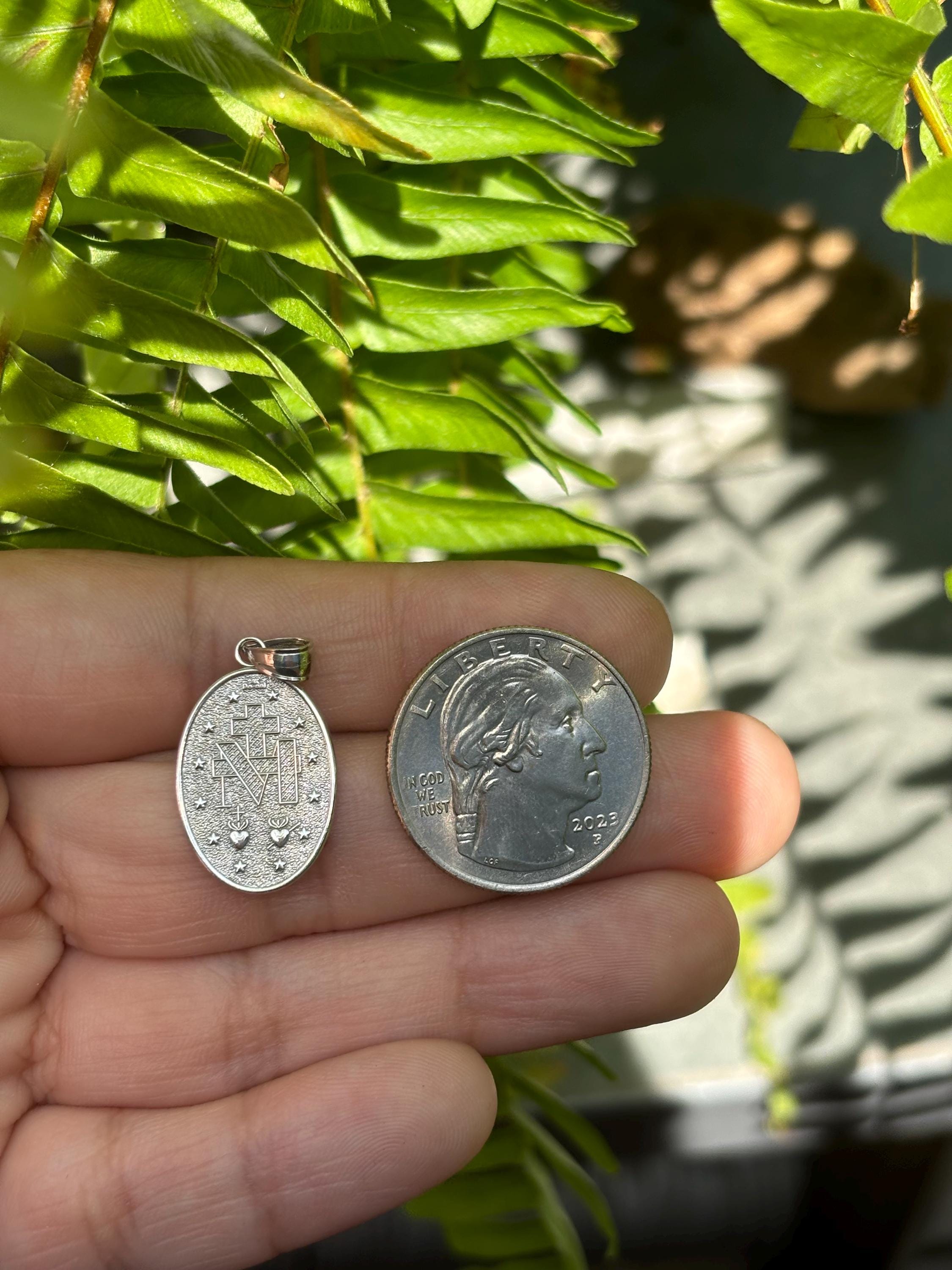 14k White Gold Polished and Satin Solid Miraculous Medal Pendant