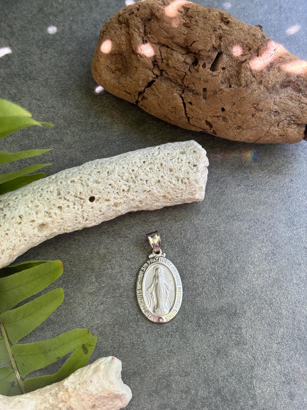 14K White Gold Oval Religious Charm