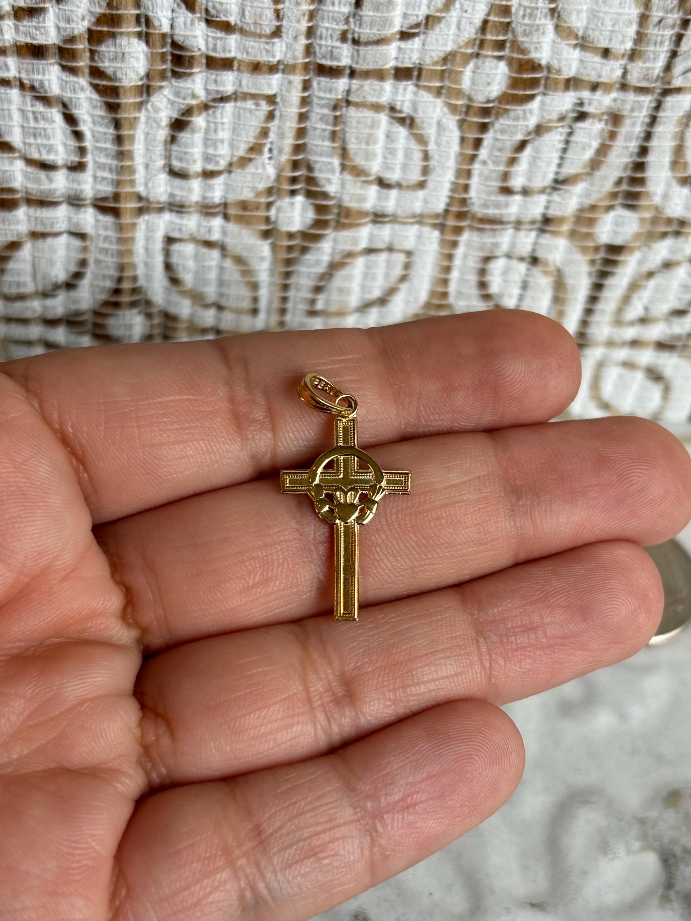 10K Claddagh Cross Pendant
