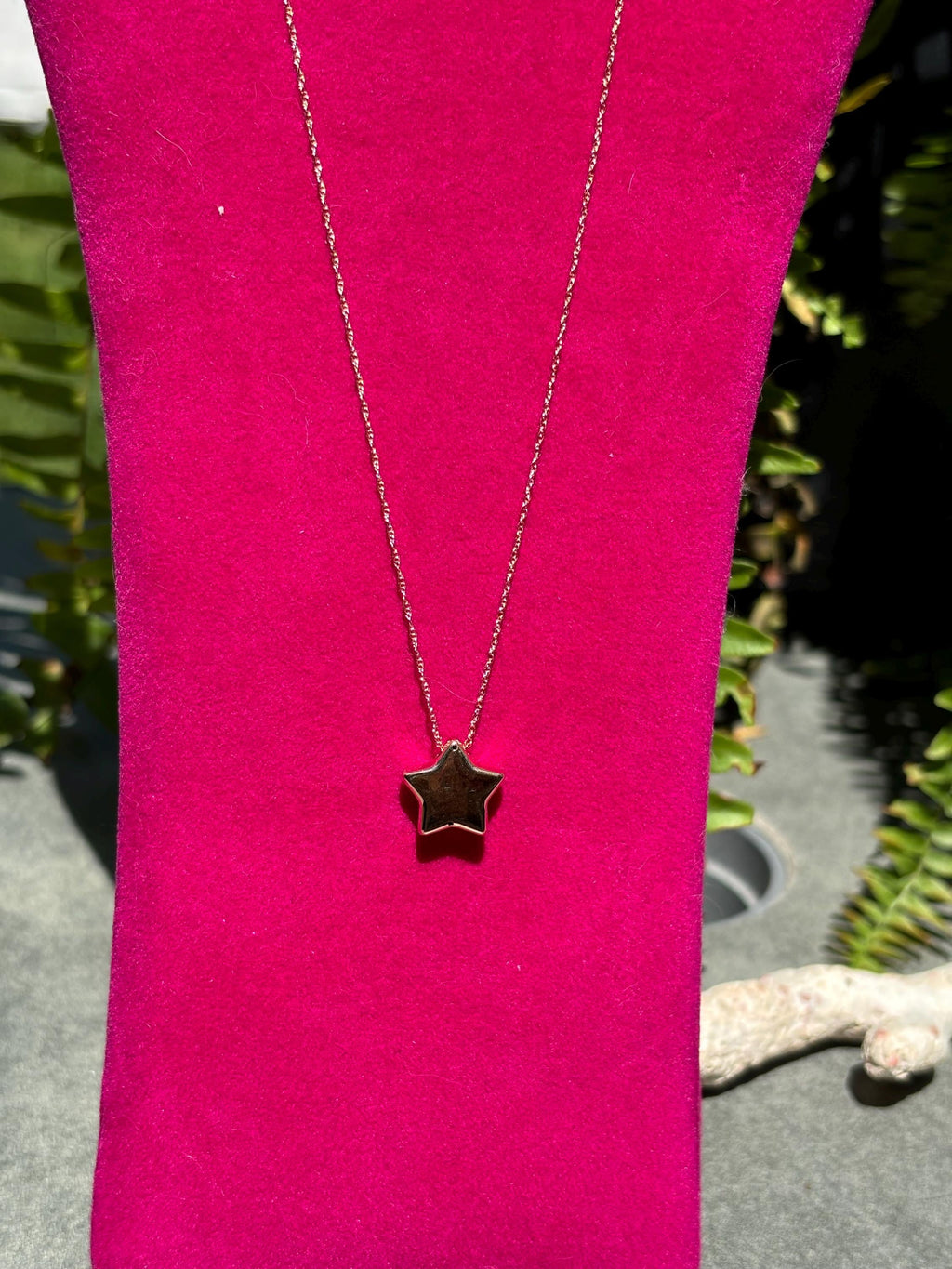 14K Gold Star Necklace