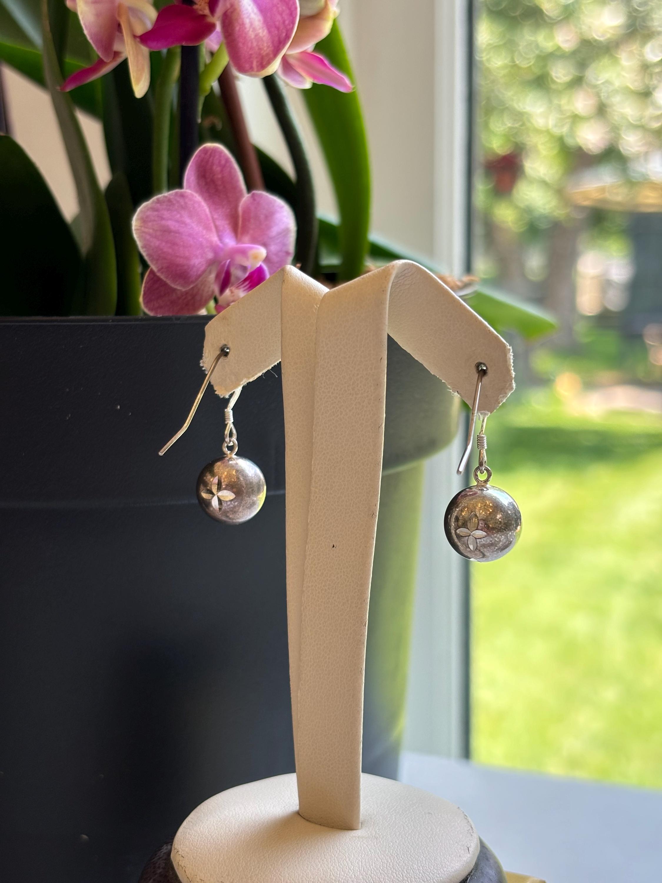 Sterling Silver Small Detailing Ball Dangle Earrings