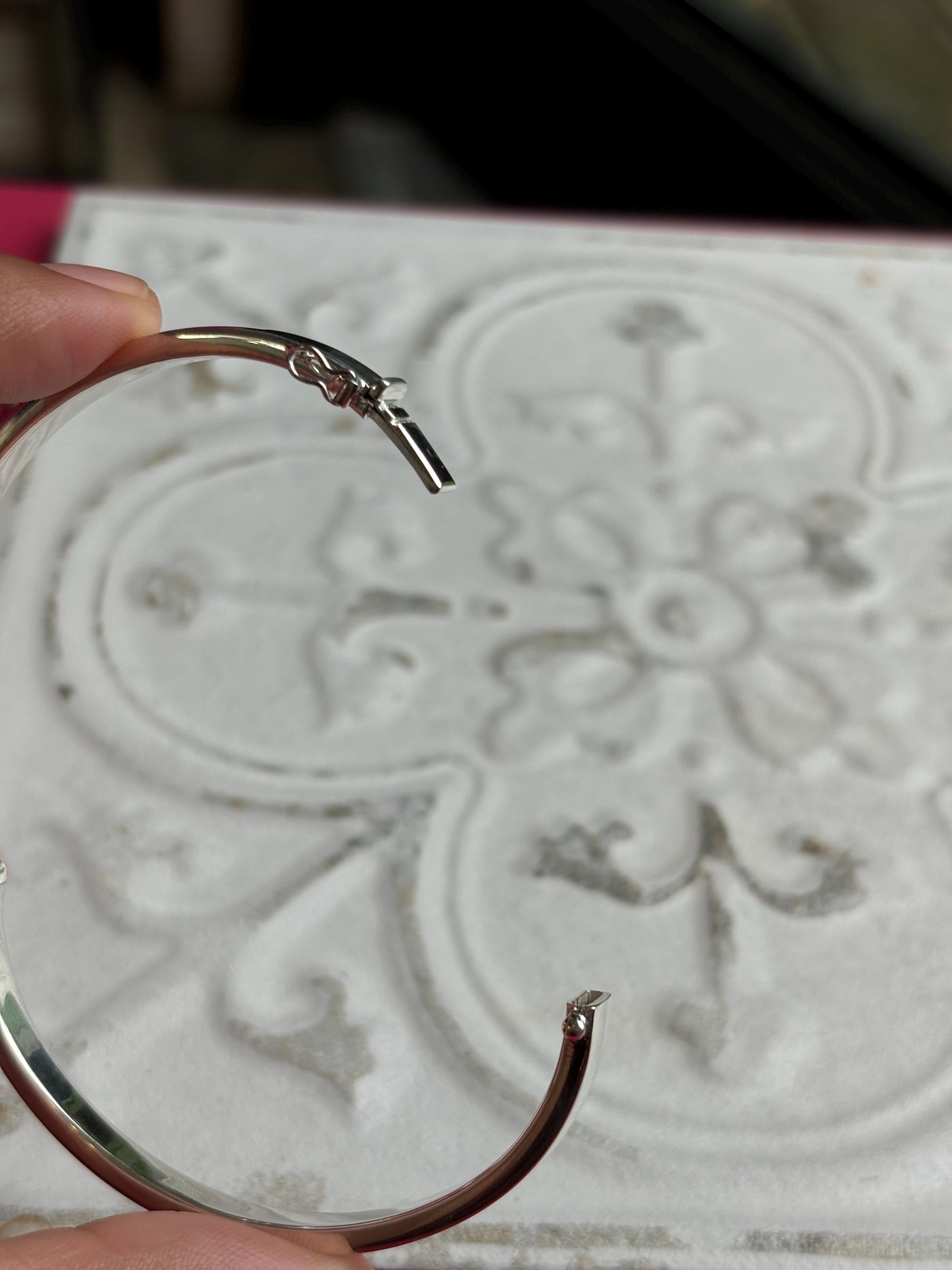 Sterling Silver Hinged Bangle Bracelet
