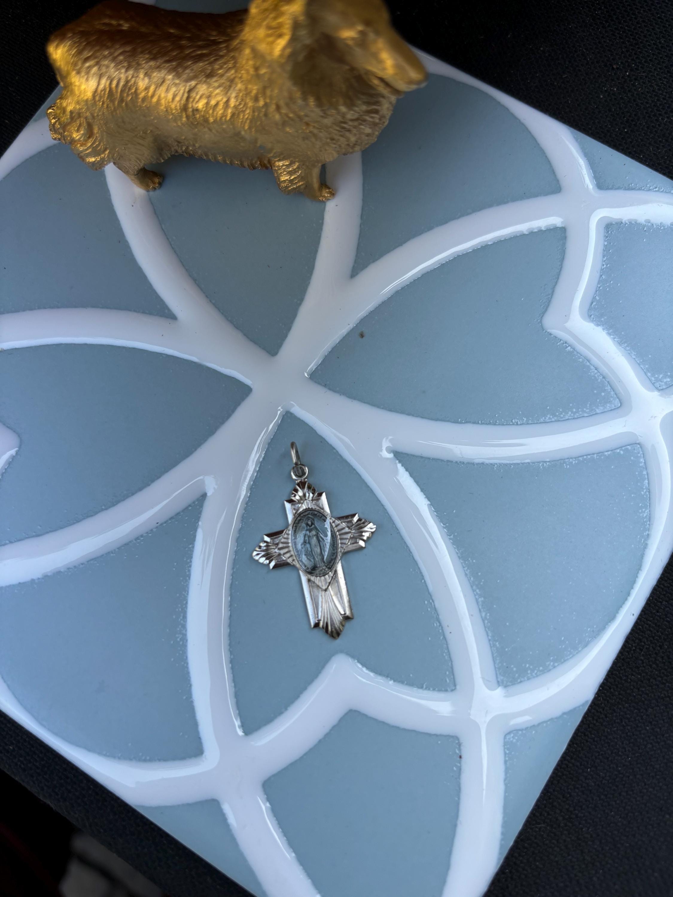 Sterling Silver Platinum-plated Miraculous Medal Cross with Clear Blue Accent